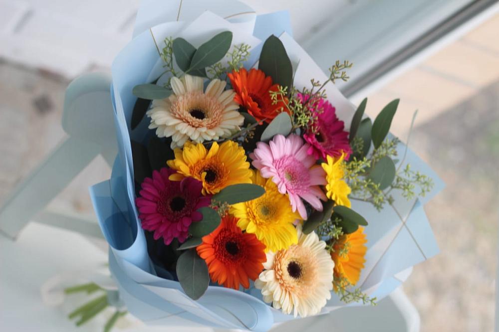 Букет цветов из: Герберы в Ревде Мурманской области