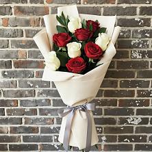 Букет цветов из:  Розы в Ревде Мурманской области