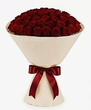 Букет 101 Бордовая роза Блэк Бакарра в Ревде Мурманской области