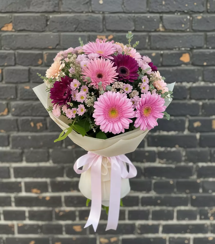 Букет цветов из: Герберы и Хризантемы в Ревде Мурманской области
