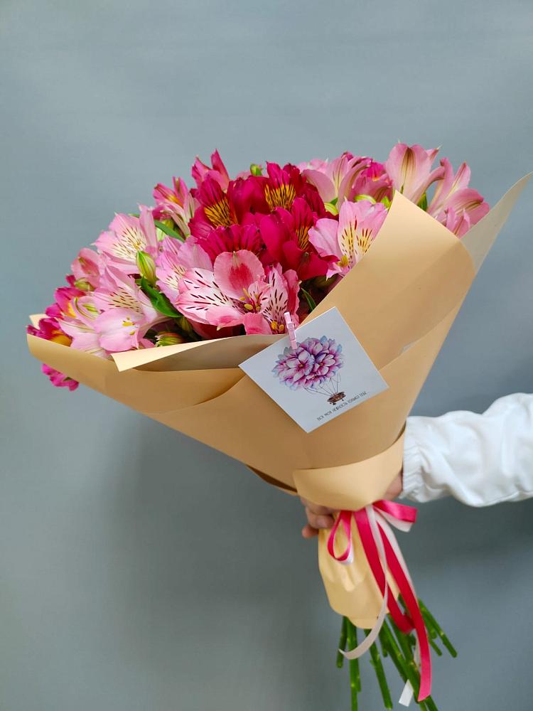 Букет цветов из: Альстромерии в Ревде Мурманской области