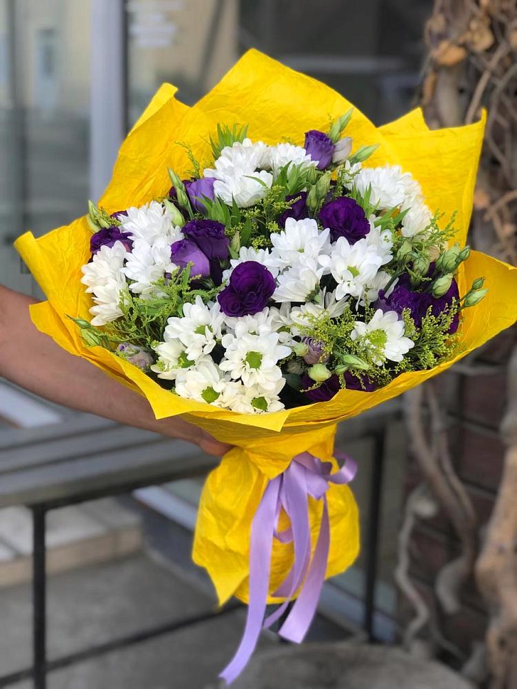 Букет цветов из: Ирисы, Хризантемы и Ромашки в Ревде Мурманской области