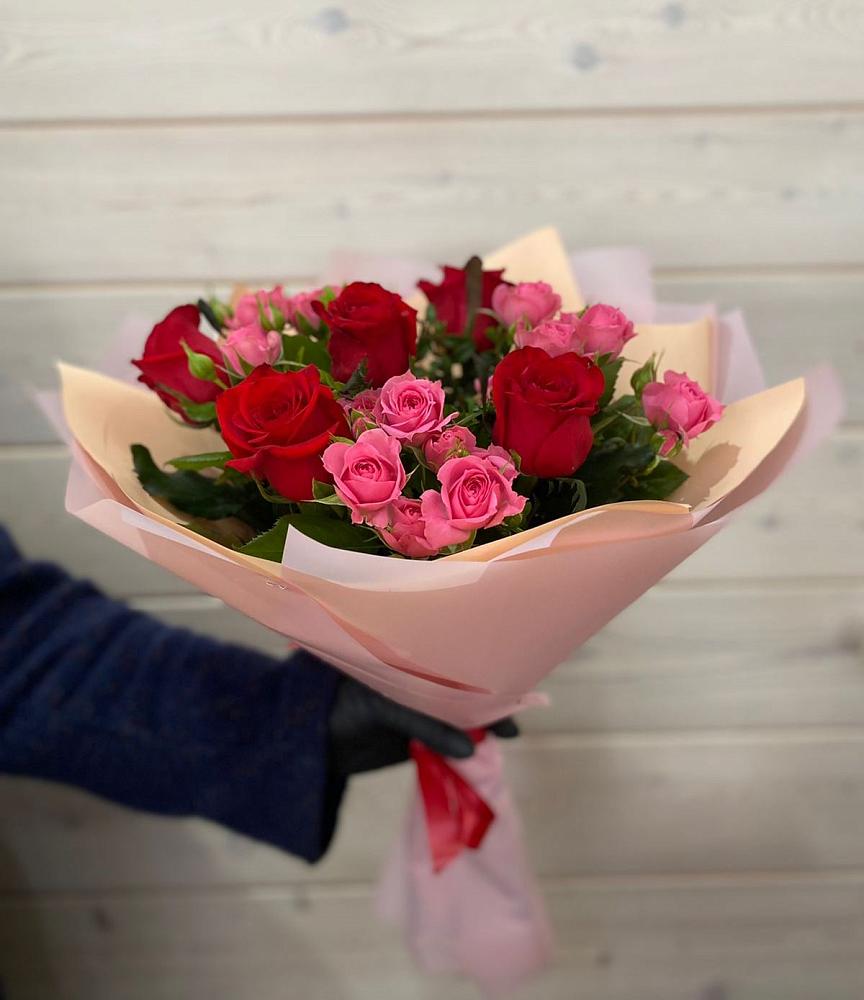 Букет цветов из: Розы в Ревде Мурманской области
