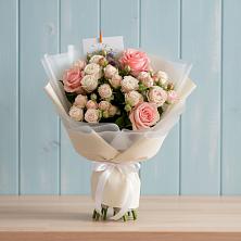 Букет цветов из:  Розы в Ревде Мурманской области