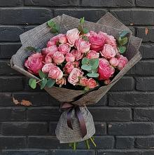 Букет цветов из:  Розы в Ревде Мурманской области